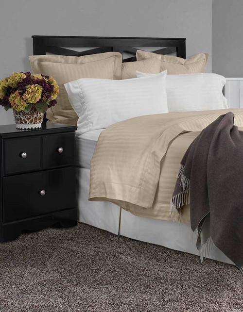 Vero Righetta collection is available in white, ivory & sable. Righetta is a tone-on-tone 100% cotton sateen. Fitted sheets are made with a 17" extra deep, fully elasticized pocket.